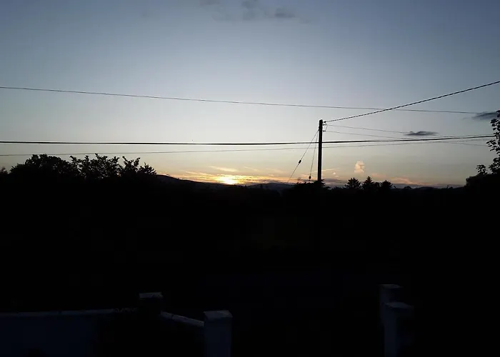 Meadowbrook Apartment *